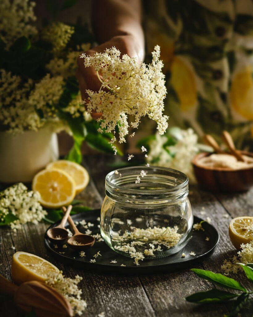 What Does Elderflower Taste Like?